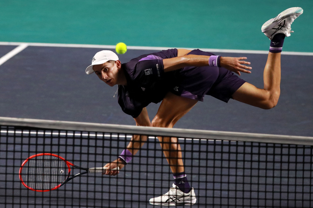 更是一步步 更是一步步